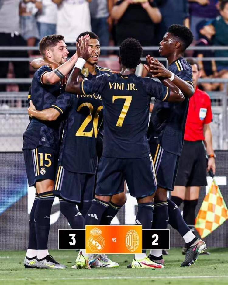 九游互动体验从西汉姆围绕葡超伤情更新到费德勒在法国队比赛中连败，转折点AC米兰单刀错失(费德勒在范尼执教下4场4球)